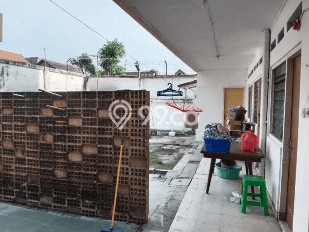 Rumah Luxury Modern Siap Huni di Raya Darmo Surabaya Rumah Luxury Modern Siap Huni di Raya Darmo Surabaya
