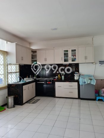 Rumah LT 540m² / LB 300m² Fasilitas Gym di Bintaro, Tangerang Selatan Rumah LT 540m² / LB 300m² Fasilitas Gym di Bintaro, Tangerang Selatan