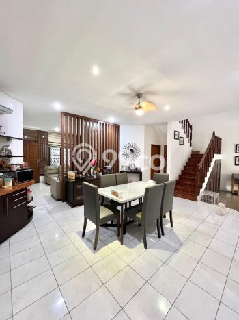 Rumah Luxury Modern Tanpa Renovasi di Bintaro Tangerang Selatan Rumah Luxury Modern Tanpa Renovasi di Bintaro Tangerang Selatan