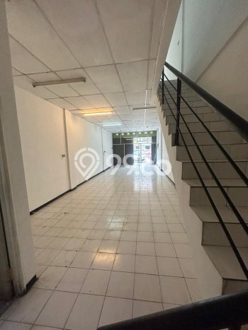 Disewakan Ruko di Bintaro, Luas 105m², Area Premium, Siap Pakai Disewakan Ruko di Bintaro, Luas 105m², Area Premium, Siap Pakai