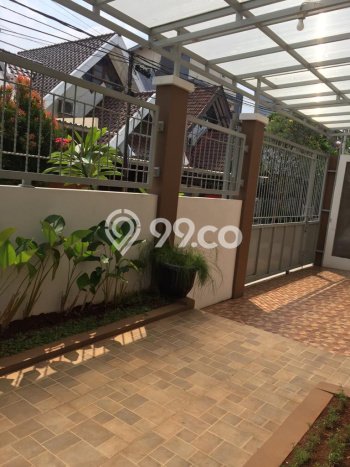 LOKASI PREMIUM! Rumah area Bintaro, 6 KT, Lingkungan Strategis, Luas 177m² Bangunan 300m² LOKASI PREMIUM! Rumah area Bintaro, 6 KT, Lingkungan Strategis, Luas 177m² Bangunan 300m²