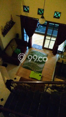 Hunian Mewah LB 225m2 Siap Huni Desain Elegan di Bintaro, Tangerang Selatan Hunian Mewah LB 225m2 Siap Huni Desain Elegan di Bintaro, Tangerang Selatan
