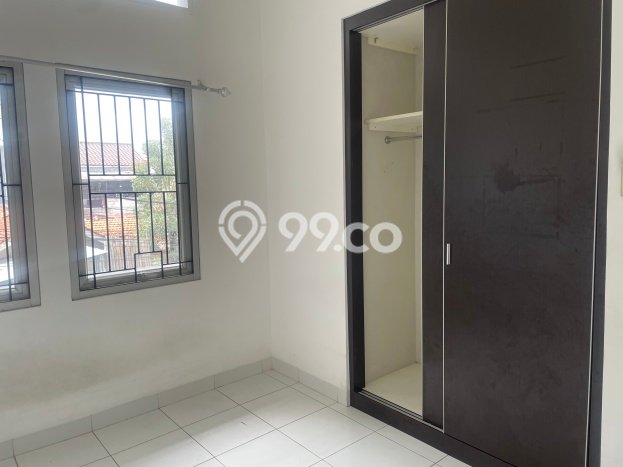 Rumah Tenang di Pesanggrahan, 2 KT, Luas 100m² LB 90m² Rumah Tenang di Pesanggrahan, 2 KT, Luas 100m² LB 90m²