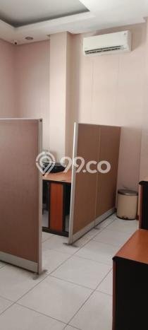 Unit Ruko Dijual di Jakarta Selatan LT 105m2 & LB 75m2 Unit Ruko Dijual di Jakarta Selatan LT 105m2 & LB 75m2