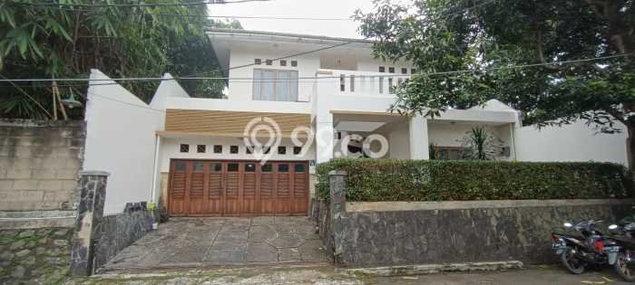 Jual Rumah Mewah Megah Dengan View Eksklusif di Bintaro, Tangerang Selatan Jual Rumah Mewah Megah Dengan View Eksklusif di Bintaro, Tangerang Selatan