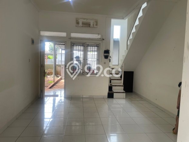 Rumah Tenang di Pesanggrahan, 2 KT, Luas 100m² LB 90m² Rumah Tenang di Pesanggrahan, 2 KT, Luas 100m² LB 90m²