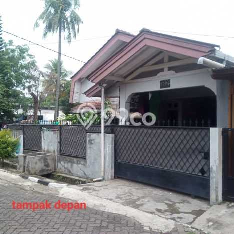Dijual Rumah Strategis Bagus Punya 3 KT di Ciputat Tangerang Selatan SHM Dijual Rumah Strategis Bagus Punya 3 KT di Ciputat Tangerang Selatan SHM