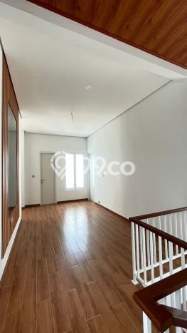 Rumah Mewah LB 230m2 Siap Pakai Desain Elegan di Sektor 9-Bintaro, Tangerang Selatan Rumah Mewah LB 230m2 Siap Pakai Desain Elegan di Sektor 9-Bintaro, Tangerang Selatan