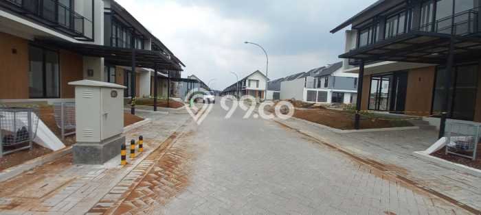 LOKASI STRATEGIS! Rumah di Kota Baru Parahyangan, Dekat Tol, 3 KM, Luas 126m² LB 90m² LOKASI STRATEGIS! Rumah di Kota Baru Parahyangan, Dekat Tol, 3 KM, Luas 126m² LB 90m²