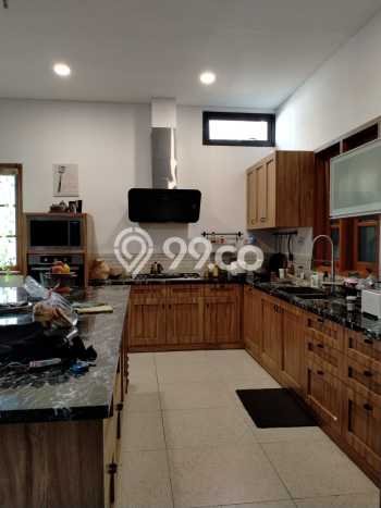 Hunian Mewah Dijual LT 555m2 di Antapani, Bandung Hunian Mewah Dijual LT 555m2 di Antapani, Bandung