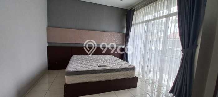 Disewakan! Rumah 4 Kamar Tidur &
3 Kamar Mandi di Kota Baru Parahyangan, Bandung Disewakan! Rumah 4 Kamar Tidur &
3 Kamar Mandi di Kota Baru Parahyangan, Bandung