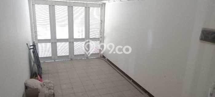 Disewakan! Rumah 4 Kamar Tidur &
3 Kamar Mandi di Kota Baru Parahyangan, Bandung Disewakan! Rumah 4 Kamar Tidur &
3 Kamar Mandi di Kota Baru Parahyangan, Bandung