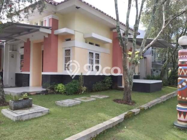 Jarang Ada! Rumah Kontrakan 2 Kamar Bagus Siap Huni Kota Baru Parahyangan Jarang Ada! Rumah Kontrakan 2 Kamar Bagus Siap Huni Kota Baru Parahyangan