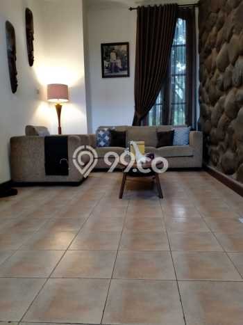 Hunian Mewah Dijual LT 555m2 di Antapani, Bandung Hunian Mewah Dijual LT 555m2 di Antapani, Bandung