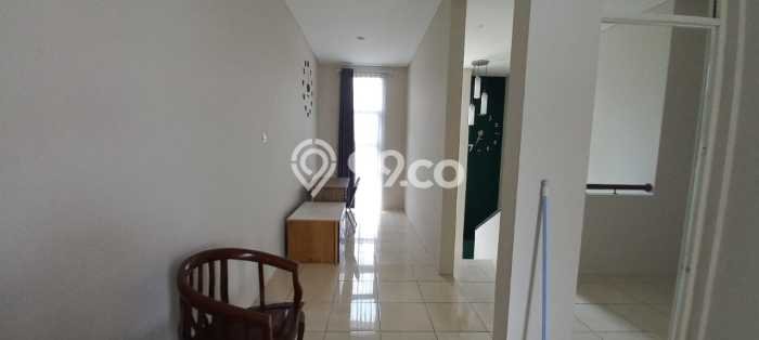 Disewakan! Rumah 4 Kamar Tidur &
3 Kamar Mandi di Kota Baru Parahyangan, Bandung Disewakan! Rumah 4 Kamar Tidur &
3 Kamar Mandi di Kota Baru Parahyangan, Bandung