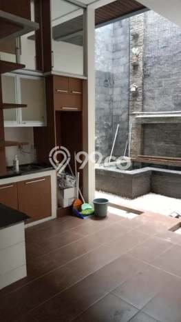 Jarang Ada! Rumah Kontrakan 5 Kamar Nyaman Siap Huni Kota Baru Parahyangan Jarang Ada! Rumah Kontrakan 5 Kamar Nyaman Siap Huni Kota Baru Parahyangan