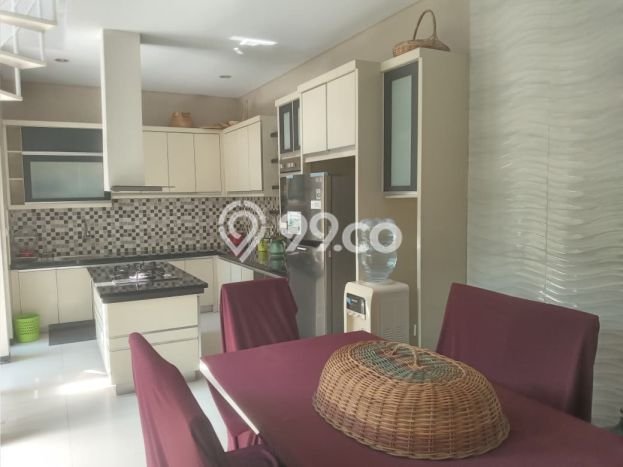 Disewakan Rumah Harga Terjangkau di Kota Baru Parahyangan Bandung dengan 4 KT Disewakan Rumah Harga Terjangkau di Kota Baru Parahyangan Bandung dengan 4 KT
