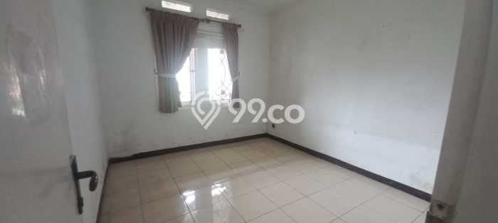 Rumah Sewa Bandung LT 189m2 LB 100m2 Kawasan Kota Baru Parahyangan Rumah Sewa Bandung LT 189m2 LB 100m2 Kawasan Kota Baru Parahyangan