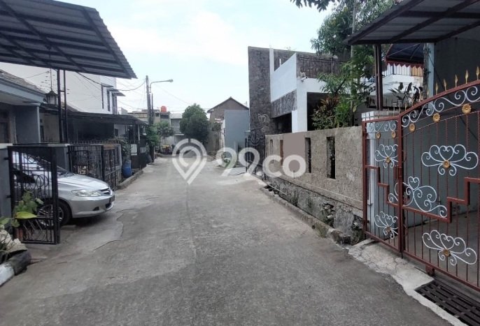 Rumah Terawat area Cibaduyut, Bandung, Luas Tanah 74m², LB 90m² Rumah Terawat area Cibaduyut, Bandung, Luas Tanah 74m², LB 90m²