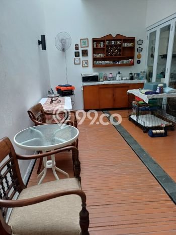 Hunian Mewah LB 304m2 Siap Huni Desain Elegan di Joglo, Jakarta Barat Hunian Mewah LB 304m2 Siap Huni Desain Elegan di Joglo, Jakarta Barat