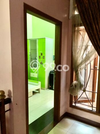 Siap Huni Rumah Mewah 5 Kamar di Karawang Barat Dekat ke Mana Saja Siap Huni Rumah Mewah 5 Kamar di Karawang Barat Dekat ke Mana Saja