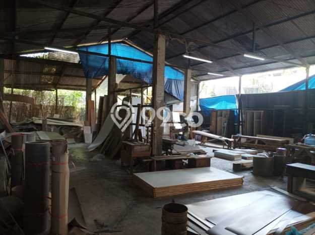 Gudang di Kiaracondong, Luas 600m², Mainroad, Area Ramai Gudang di Kiaracondong, Luas 600m², Mainroad, Area Ramai