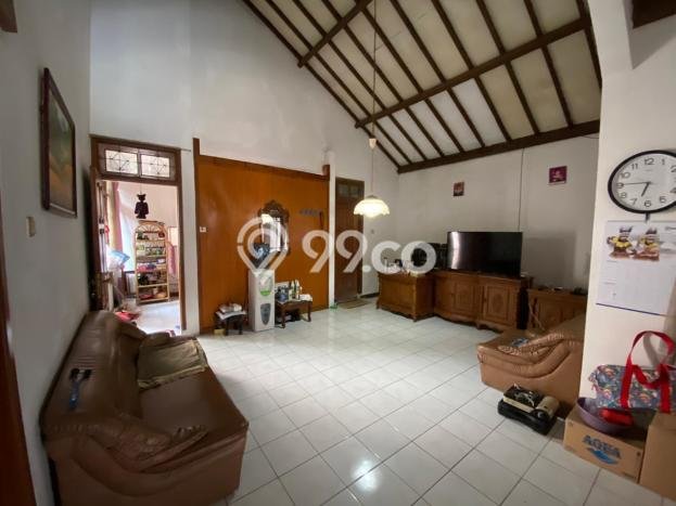 INVESTASI CERDAS! Rumah Premium Sayap Dago, Bandung, Luas Tanah 187m² Luas Bangunan 300m² INVESTASI CERDAS! Rumah Premium Sayap Dago, Bandung, Luas Tanah 187m² Luas Bangunan 300m²