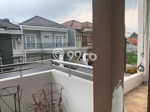 Rumah Luas Tanah 160m² di Antapani, Bandung - Lokasi Strategis Rumah Luas Tanah 160m² di Antapani, Bandung - Lokasi Strategis
