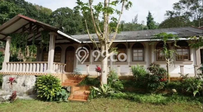 Hunian Cantik Modern Lb 180m2 di Cipanas, Cianjur Hunian Cantik Modern Lb 180m2 di Cipanas, Cianjur