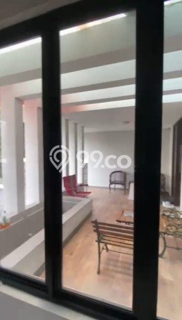 Dijual Rumah Premium dengan Fasilitas Sekitar Komplit di Kebayoran Lama, Jakarta Selatan Dijual Rumah Premium dengan Fasilitas Sekitar Komplit di Kebayoran Lama, Jakarta Selatan