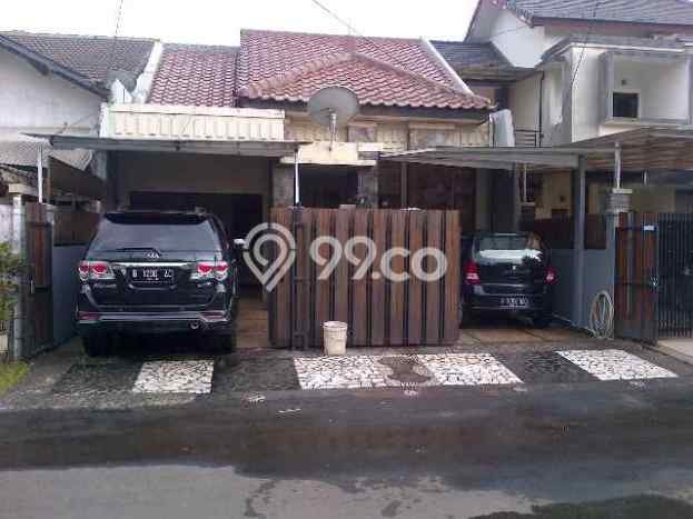 Rumah Akses Mudah area Kembangan, Jakarta Barat, Luas 200m² Bangunan 181m² Rumah Akses Mudah area Kembangan, Jakarta Barat, Luas 200m² Bangunan 181m²