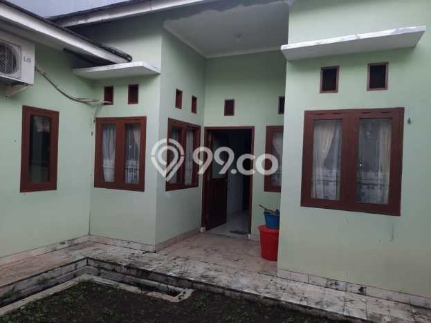 Rumah di Soekarno Hatta, Bandung, LT 168m² Bangunan 129m² Rumah di Soekarno Hatta, Bandung, LT 168m² Bangunan 129m²