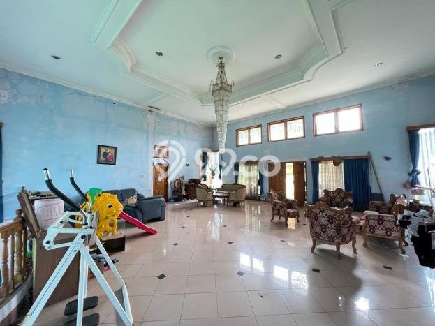Rumah Modern area Dago, Bandung, Luas 1479m² Bangunan 600m² Rumah Modern area Dago, Bandung, Luas 1479m² Bangunan 600m²