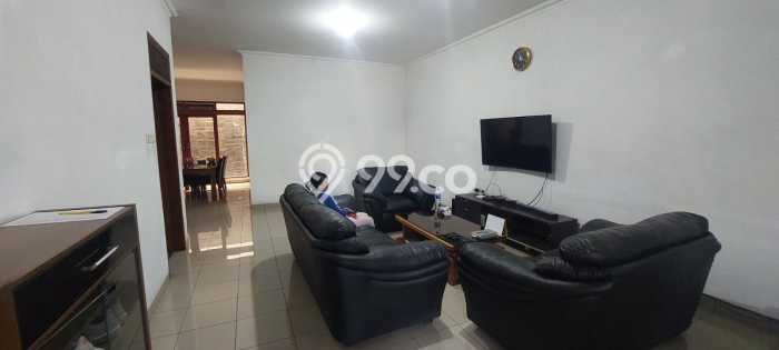 LOKASI PREMIUM! Rumah Berkembang area Batununggal, Luas 200m² LB 208m² LOKASI PREMIUM! Rumah Berkembang area Batununggal, Luas 200m² LB 208m²