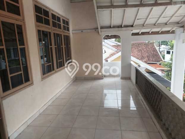 Jual Rumah Favorit Siap Huni LB 200m2 di Cikole, Sukabumi Jual Rumah Favorit Siap Huni LB 200m2 di Cikole, Sukabumi