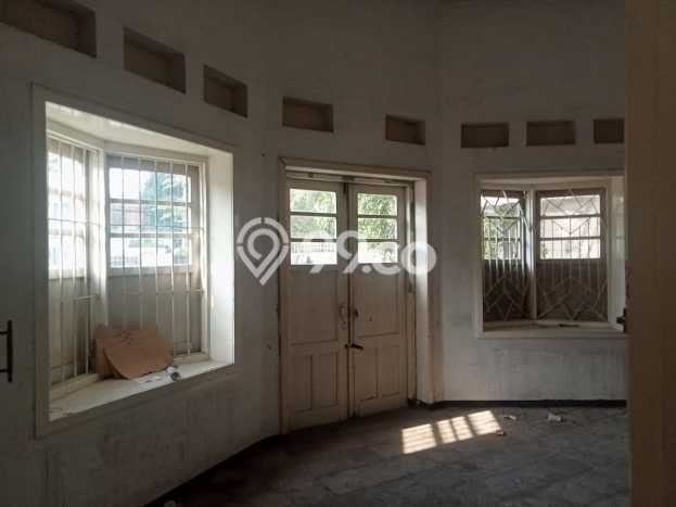 Tanah Strategis Dijual di Wonokromo Surabaya 1083m2 Tanah Strategis Dijual di Wonokromo Surabaya 1083m2