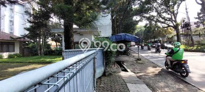 Cocok Untuk Investasi! For Sale Kost di Ciumbuleuit 26 Kamar Cocok Untuk Investasi! For Sale Kost di Ciumbuleuit 26 Kamar