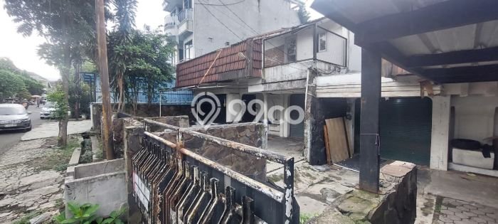 Rumah Modern 8 KT LT 440m2 di Sukaluyu Rumah Modern 8 KT LT 440m2 di Sukaluyu