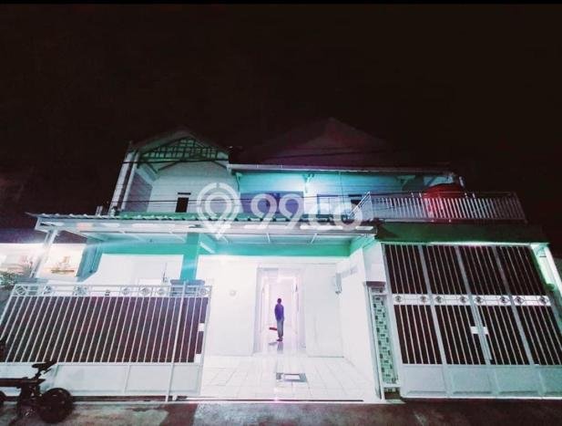 Rumah Kost Dijual di Kiaracondong, Bandung dengan 10 Kamar Tidur, 7 Kamar Mandi Rumah Kost Dijual di Kiaracondong, Bandung dengan 10 Kamar Tidur, 7 Kamar Mandi