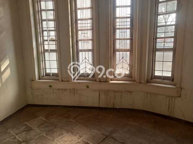 Tanah Strategis Dijual di Wonokromo Surabaya 1083m2 Tanah Strategis Dijual di Wonokromo Surabaya 1083m2