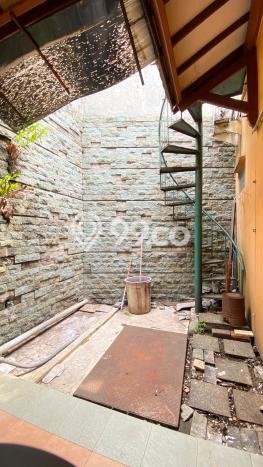 Rumah Modern 4 KT LT 147m2 di Soekarno Hatta Rumah Modern 4 KT LT 147m2 di Soekarno Hatta