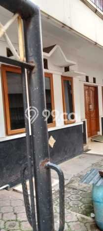 Rumah Kost untuk Dijual di Jatinangor dengan 22 KT, 22 KM, Luas 300m2 Rumah Kost untuk Dijual di Jatinangor dengan 22 KT, 22 KM, Luas 300m2