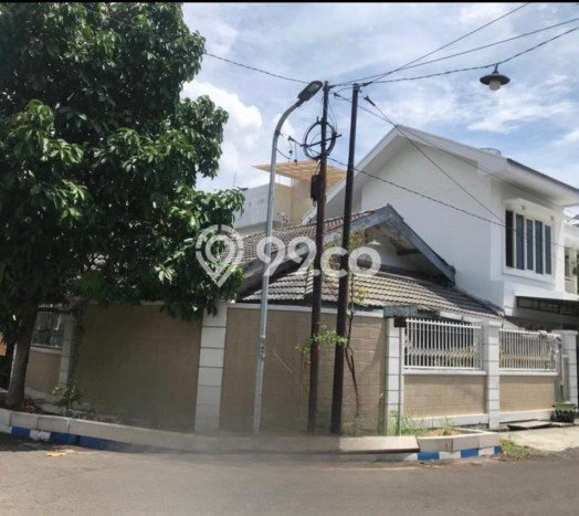 Hunian Nyaman Asri 4 KT Siap Huni di Kedung Baruk Surabaya Hunian Nyaman Asri 4 KT Siap Huni di Kedung Baruk Surabaya