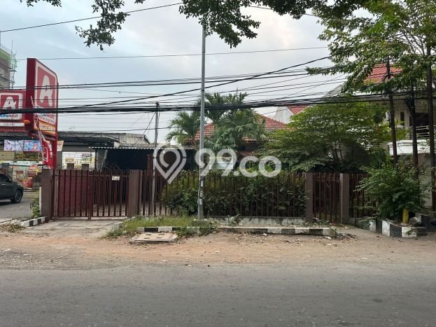 Properti Strategis 6 KT Luas Tanah 525m2m² di Tenggilis Mejoyo, Surabaya Properti Strategis 6 KT Luas Tanah 525m2m² di Tenggilis Mejoyo, Surabaya