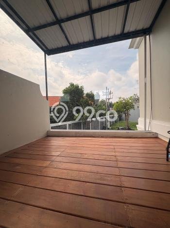 Dijual Rumah Luas Megah Dengan View Eksklusif di Pakuwon City, Surabaya Dijual Rumah Luas Megah Dengan View Eksklusif di Pakuwon City, Surabaya