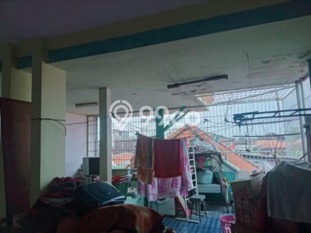 Dijual Rumah 4 Kamar Lokasi Strategis Nyaman dan Strategis di Simokerto Dijual Rumah 4 Kamar Lokasi Strategis Nyaman dan Strategis di Simokerto