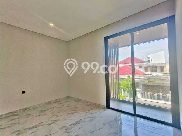 Hunian Mewah LB 260m2 Siap Pakai Desain Elegan di Manyar, Surabaya Hunian Mewah LB 260m2 Siap Pakai Desain Elegan di Manyar, Surabaya