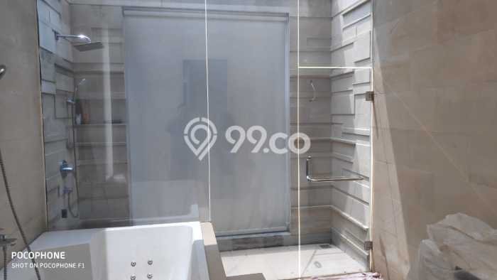 For Sale! Luxury House LT 333m2 Desain Elegan di Pakuwon City For Sale! Luxury House LT 333m2 Desain Elegan di Pakuwon City