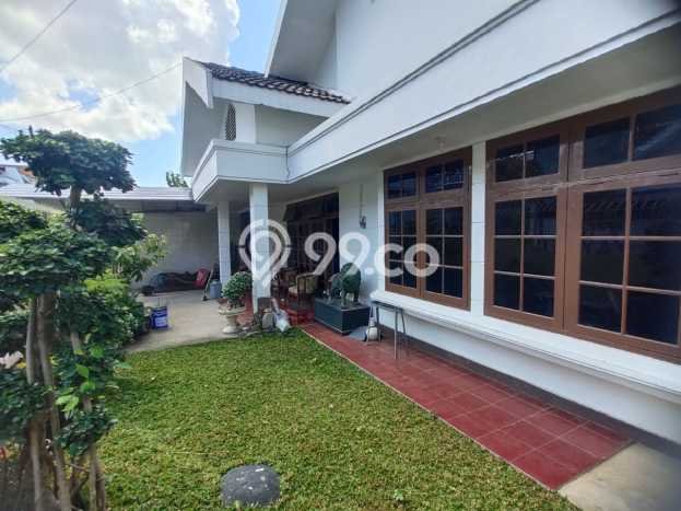 Dijual Rumah Mewah Megah Dengan View Eksklusif di Dharma Husada, Surabaya Dijual Rumah Mewah Megah Dengan View Eksklusif di Dharma Husada, Surabaya