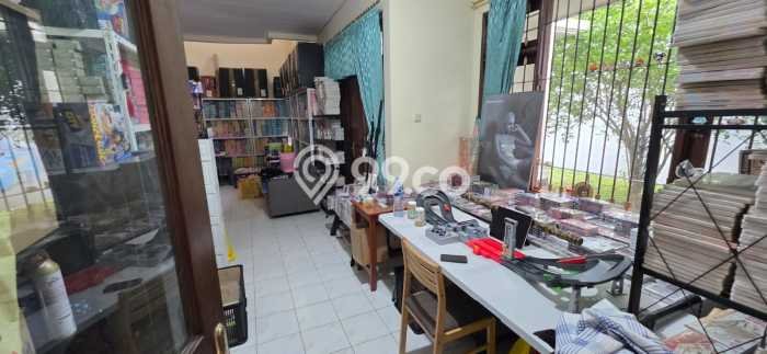 Jual Rumah Luas Megah Dengan View Cantik di Graha, Surabaya Jual Rumah Luas Megah Dengan View Cantik di Graha, Surabaya